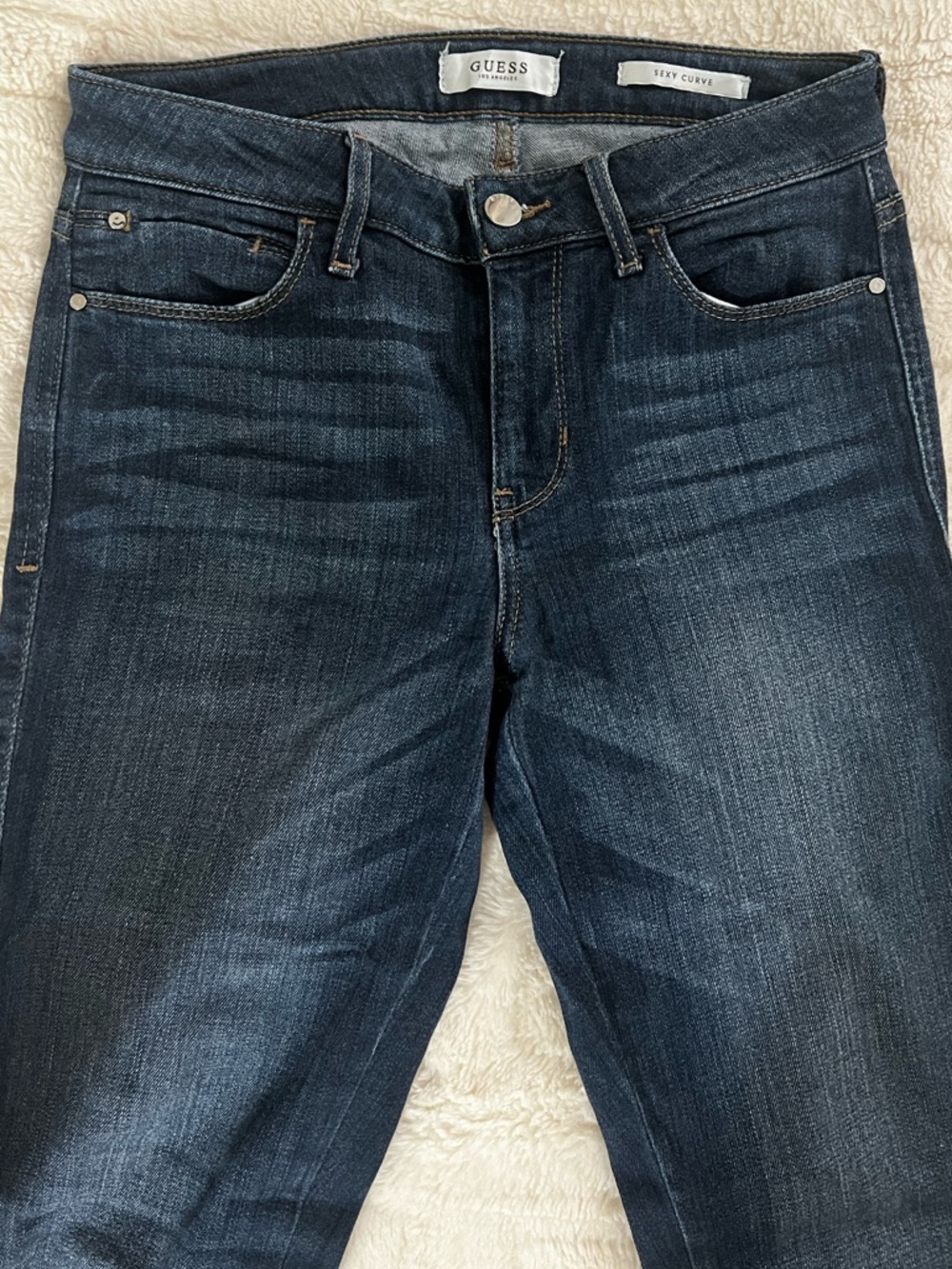 GUESS Sexy Curve Jeans 🦋